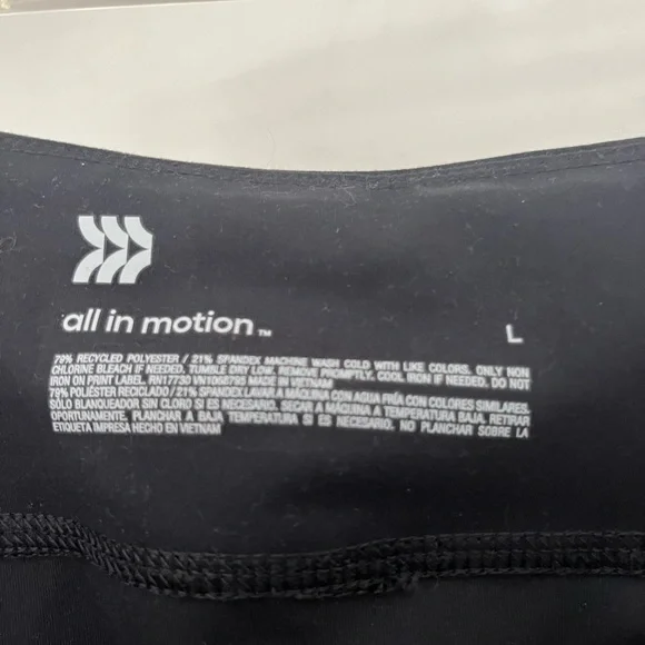 “All in Motion” athletic style black pants (Target brand)
Wide waistband - Picture 3 of 4